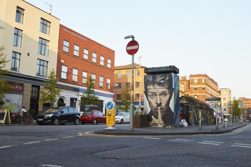 Lewis Apartment In The Heart Of The Northern Quarter Sleeps Up To 12 Манчестер Экстерьер фото
