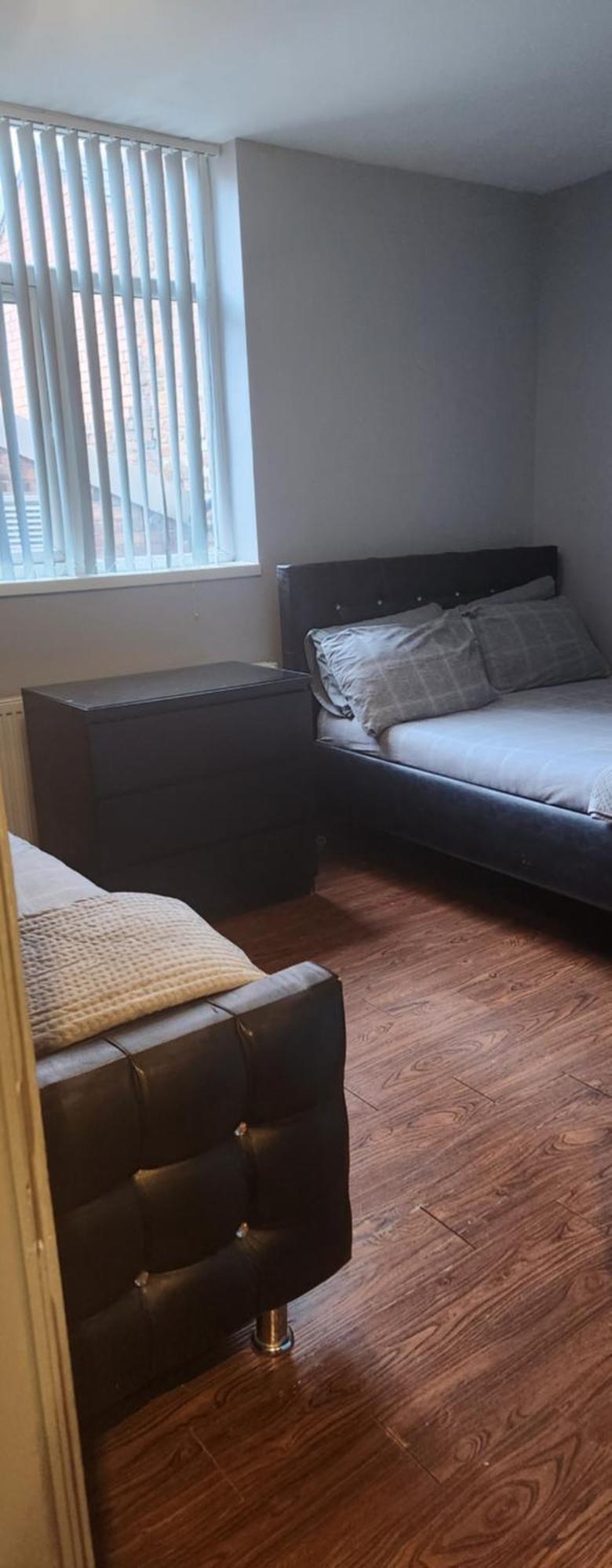 Lewis Apartment In The Heart Of The Northern Quarter Sleeps Up To 12 Манчестер Экстерьер фото