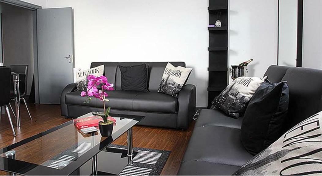Lewis Apartment In The Heart Of The Northern Quarter Sleeps Up To 12 Манчестер Экстерьер фото